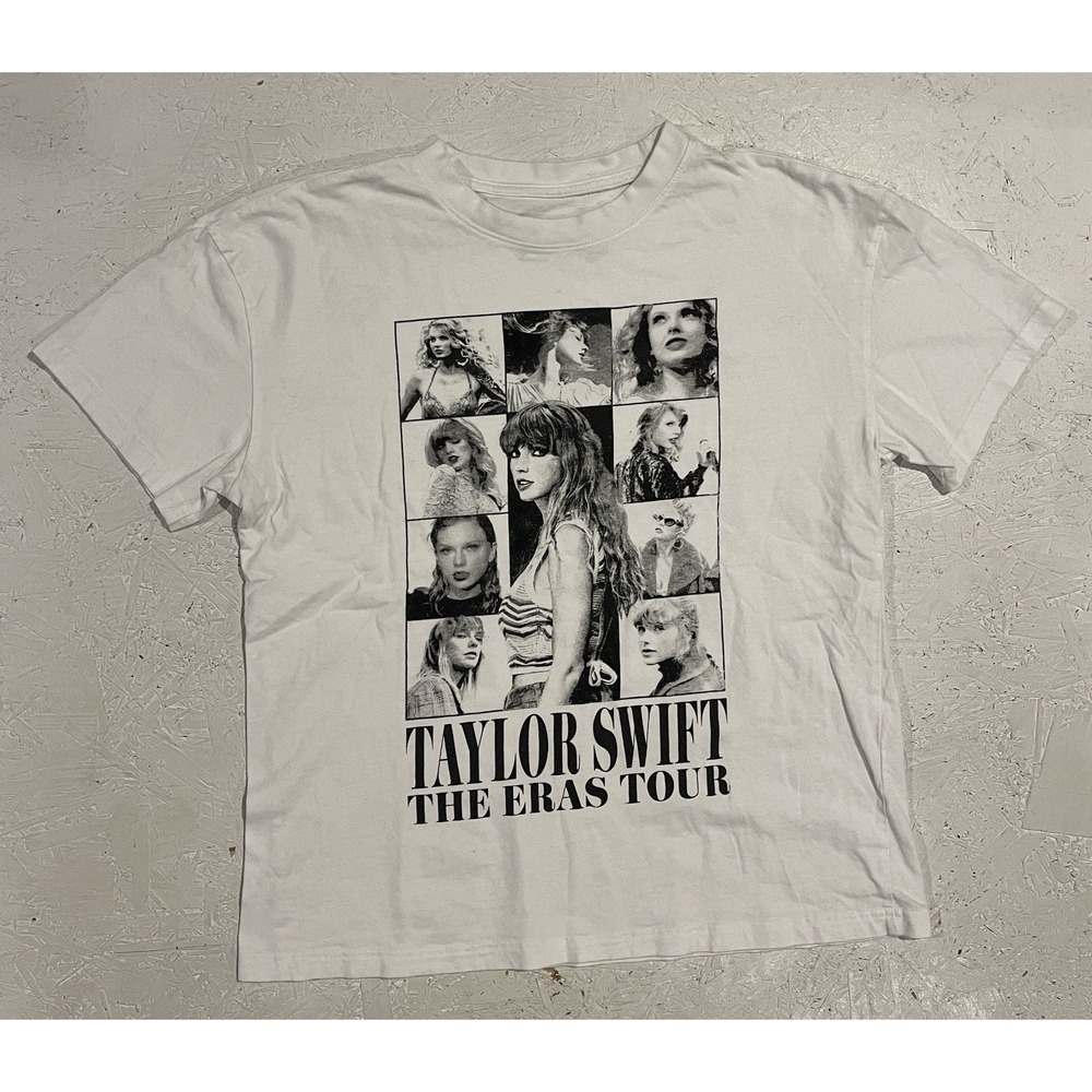 Taylor Swift THE ERAS TOUR White Short Sleeve T-Shirt Size Small Official Tee